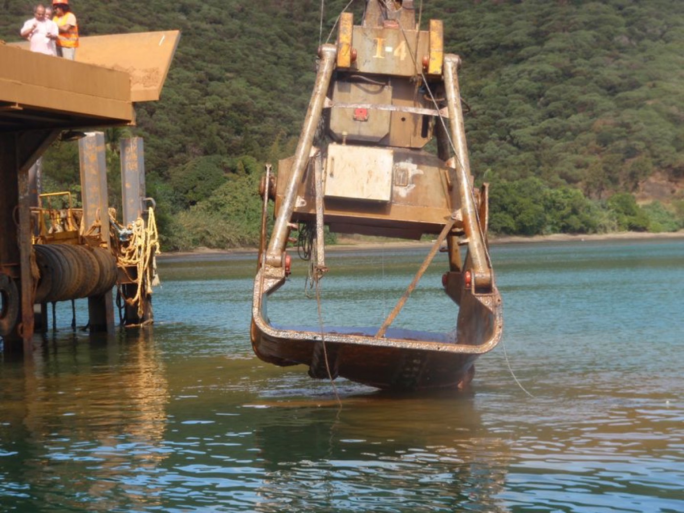 Recherche CRAPAUD de minéralier à PORO — ETSM Nouvelle-Calédonie 19