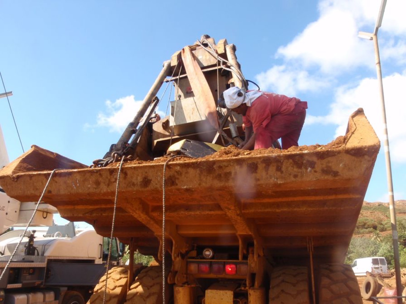 Recherche CRAPAUD de minéralier à PORO — ETSM Nouvelle-Calédonie 21