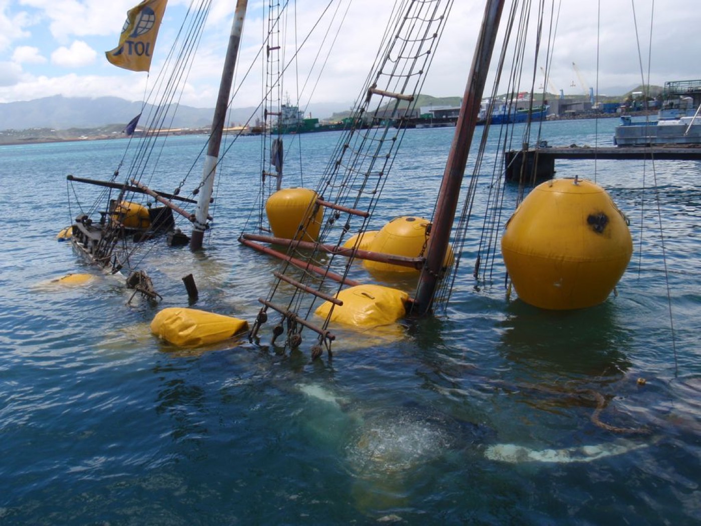 Vieux grément ‘LA MARYVONNE’ — ETSM Nouvelle-Calédonie 12