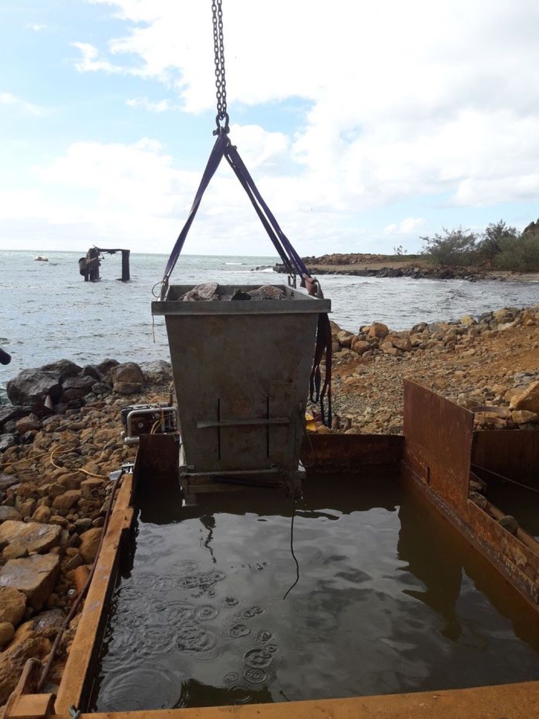 DEROCTAGE & DRAGAGE Air-lift Port de MONEO — ETSM Nouvelle-Calédonie 15